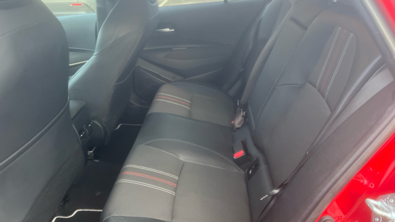 Toyota Corolla 2.0 VVT-i Hybrid GR Sport 5dr CVT Hybrid Estate